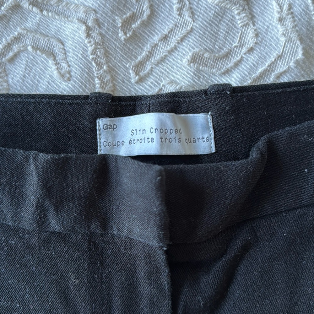GAP slim cropped office attire